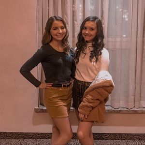 Meet your Posher, Anika